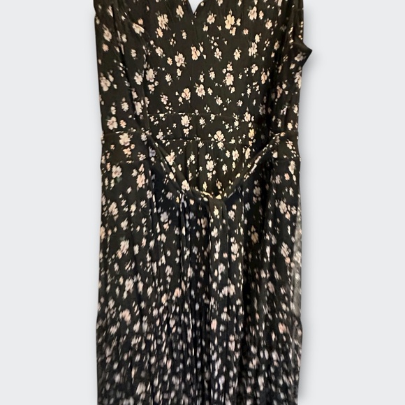TORRID Black Floral Mesh Maxi Dress PLUS SIZE 2XL | Feminine Whimsigoth Cottage - Picture 7 of 13